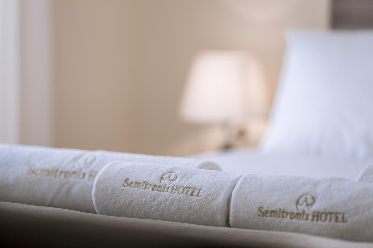 Semitronix Hotel Prishtina Pristina Eksteriør billede